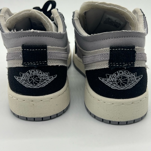 Nike Air Jordan 1 Low SE CRAFT (GS) Tech Grey FD9088-002 Youth 6Y / Women's 7.5 - Picture 5 of 5